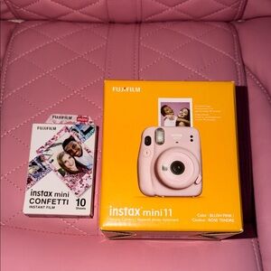 Fujifilm Instax Mini 11 Blush Pink Instant Camera with Confetti Film